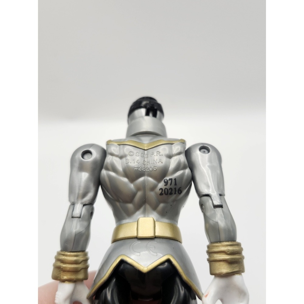 Gold Ranger Figure Power Rangers Super Megaforce Zeo Action Hero Bandai 2014 - Picture 4 of 4